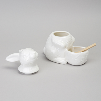 Солонка в форме зайца "Цветочная история" 16*9*14 см 400 мл