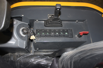 Мини экскаватор Yuchai U 18