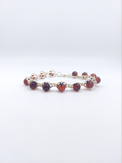 Браслет из посеребренного покрытия с янтарем