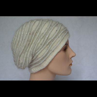 Женский берет рельефными полосами Vizio Италия 6938 белый с бежевым