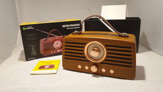 Колонка с аналоговым радио New Rixing NR-4013