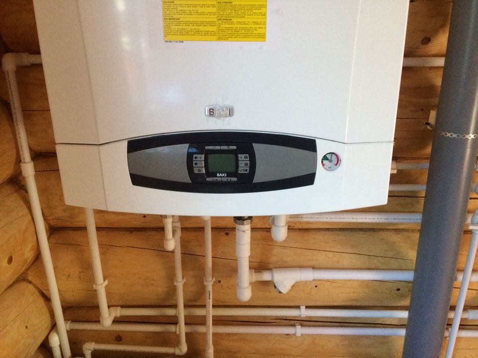 Котёл отопления установленный в частном доме