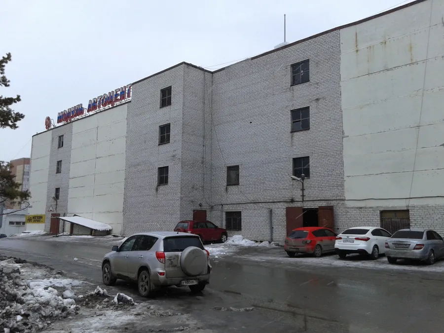 Боксовые стоянки