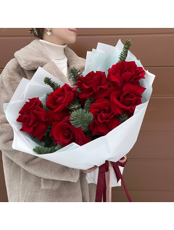 Букет с французскими розами и нобилисом