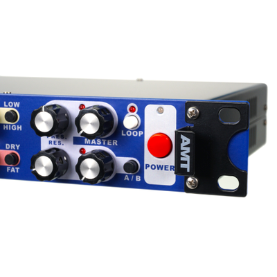 AMT StoneHead SH-100R - рэковый гитарный усилитель