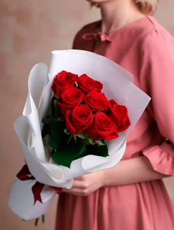 7 роз (цвет на выбор)