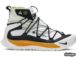 NIKE ACG AIR TERRA ANTARKTIK GORE-TEX UNIVERSITY GOLD (40-45)