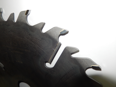 Пилы дисковые 350х50х18z+18+4  (2.5/4) WST с твердосплавными напайками и подрезными ножами