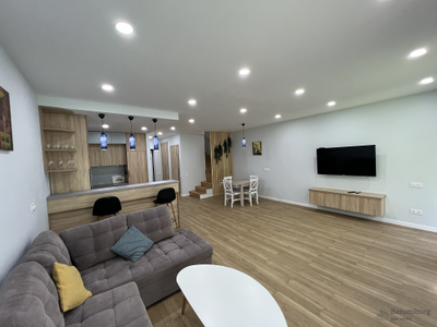 Сдаётся просторный таунхаус в аренду на длительный срок. Батуми. (Сдан до 01.06.25)