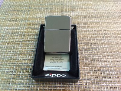 Зажигалка бензиновая Zippo Armor 167