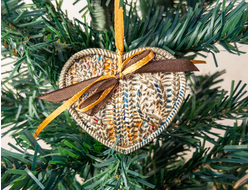 Елочная игрушка из гипса  "Сердечко"