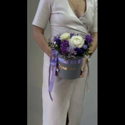 Цветочная композиция цветов на 8 марта № 740