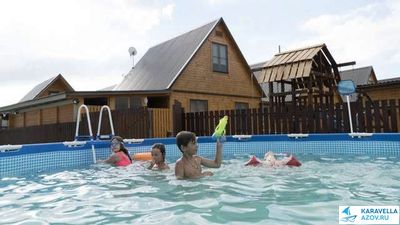 Коттедж №42 с бассейном