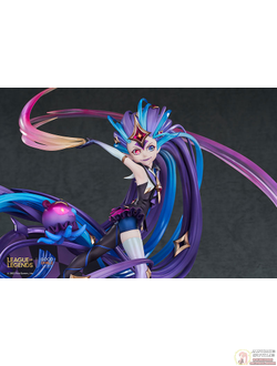 Фигурка 1/7 Зое (Zoe Star Guardian)