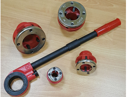 Клуппы трубные, воротки для клуппов, наборы клуппов