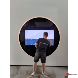 Круглый телевизор Eclipse 2000 GLA