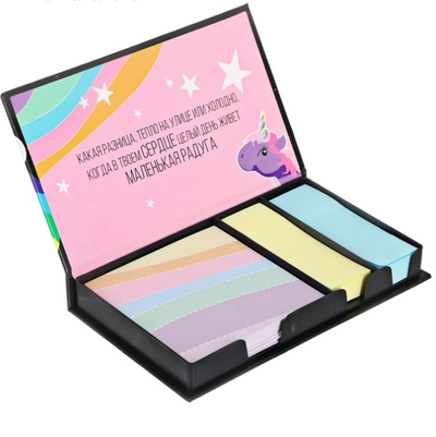 Бумажный блок в пластиковом футляре Единорог "Пусть каждый день будет волшебным" 100 листов и два набора стикеров