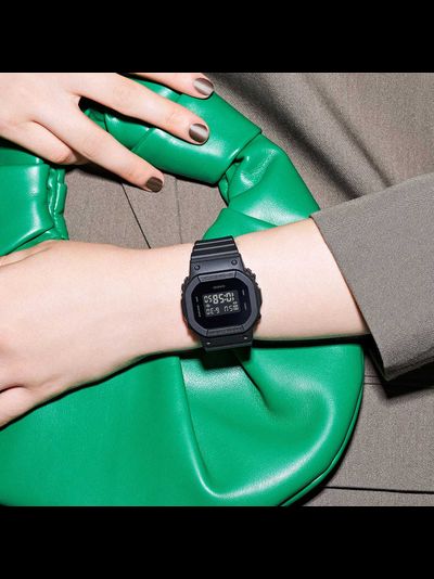 Часы Casio G-Shock GMD-S5610BB-1