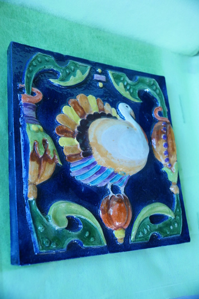 Индюк (фасадный изразец)