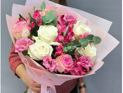 Букет роз и эустом "Розовые сны"