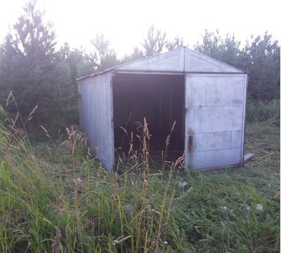 Металлический разборный гараж(Разобран)