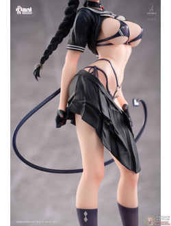 Фигурка 1/6 Президент класса суккубов Рейна (Succubus Class President Reina)