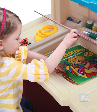 Столик для занятий Step2