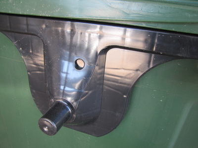 Цапфа мусорного контейнера