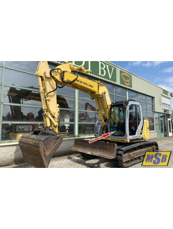 Стекло лобовое нижнее на New Holland E135B SR