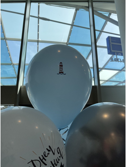 Фонтан из 13 шаров морской тематики с корабликом