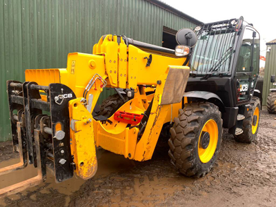 Телескопический погрузчик JCB 540-170, 2023