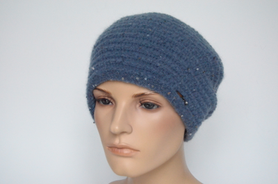 goluboy-vyazaniy-beret-s-payetkami-vizio-italiya-8069-v