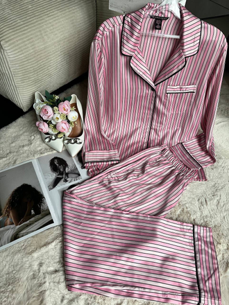 Пижама розовая в полоску Виктория Сикрет