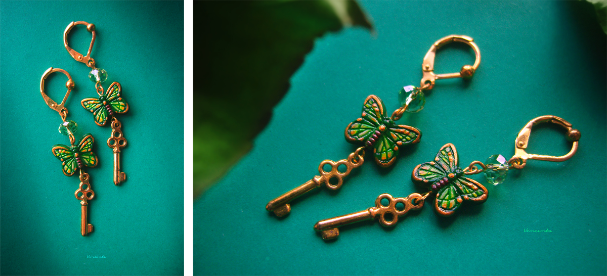 Ярко-зелёные серьги-бабочки с ключиками и чешским стеклом. "Добрые серёжки", благотворительность.