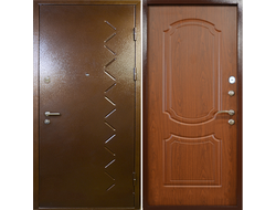 Металлическая дверь с отделкой порошковым напылением и МДФ. Модель ДК913