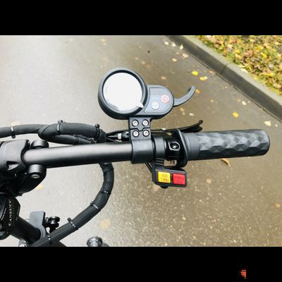 ЭЛЕКТРОСАМОКАТ Currus M10 30 AH пневмоподвеска