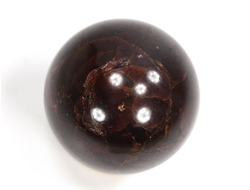 Шар Гранат Альмандин, Индия (28,5 мм, 48 г) №35927