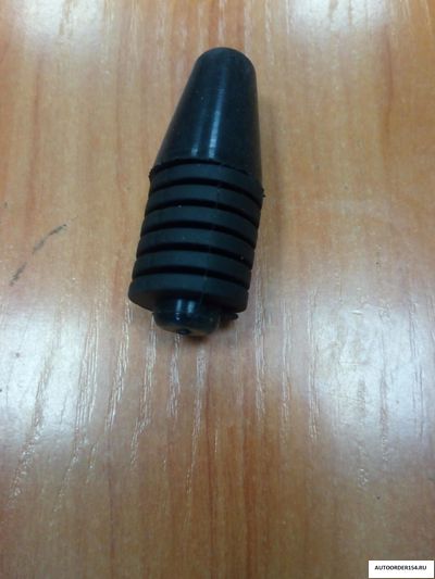 Отбойник багажника 1118-5604064-10