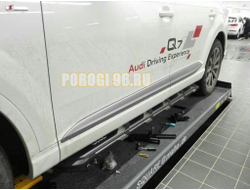 Пороги OEM на Audi Q7 (2015-...)