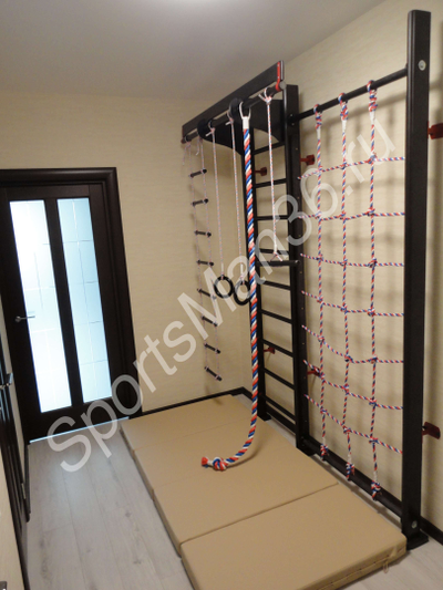 Спортивный комплекс KARUSSELL Bernhard Цвет: венге, цвет металла: красный, мат бежевый 2,0х1,0х0,1 м