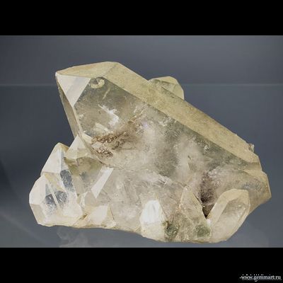 Горный хрусталь с включениями хлорита. Северная Осетия. 58*50*45мм.