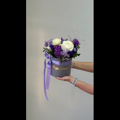 Цветочная композиция цветов на 8 марта № 740