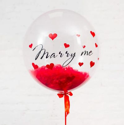 Шар Bubbles с перьями и с надписью