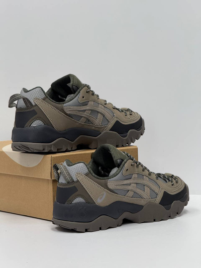 Asics Gel-Pickax Clay Grey/Mink