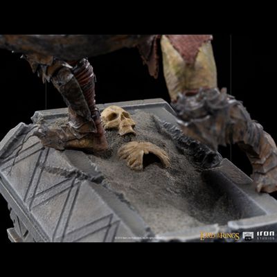 Бронированный орк ("Властелин Колец")  - Коллекционная СТАТУЯ 1/10 Armored Orc (WBLOR43021-10) - Iron Studios