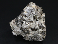 Кварц с флогопитом, Россия, Урал (70*62*58 мм, 244 г) №19436