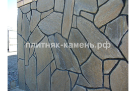 облицовка цоколя плитняком, природным камнем