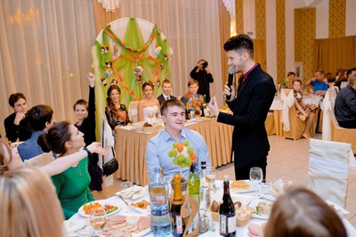 ВЕДУЩИЙ АРТУР