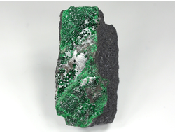 Уваровит кристаллы на породе, Урал (51*20*35 мм, 75 г) №25862