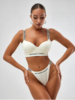 Комплект белья Виктория Сикрет со стразами спортивный молочный